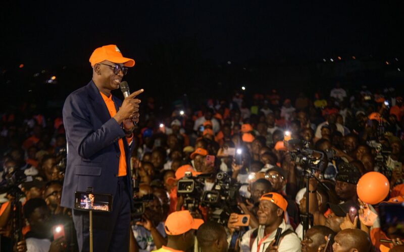 Triomphe orange au Cameroun